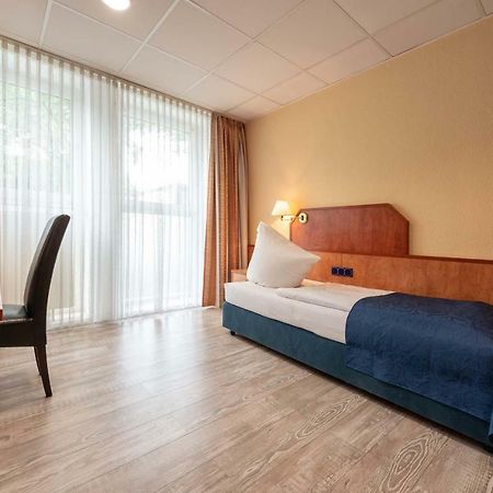 Boardinghouse Burgpark Hotel Hürth Екстериор снимка