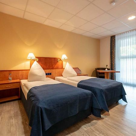 Boardinghouse Burgpark Hotel Hürth Екстериор снимка