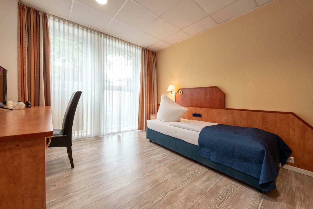 Boardinghouse Burgpark Hotel Hürth Екстериор снимка